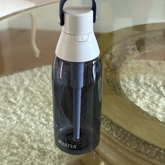 Brita Premium Water Bottles Set of Two - 20 oz and 26 oz - Picture 11 of 11